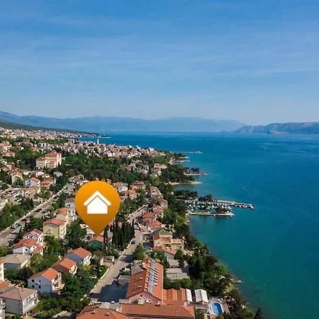 One-bedroom Crikvenica 47 Апартаменты *
