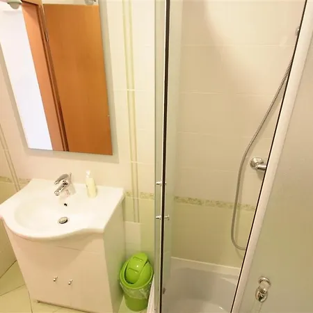 Апартаменты One-bedroom Crikvenica 47