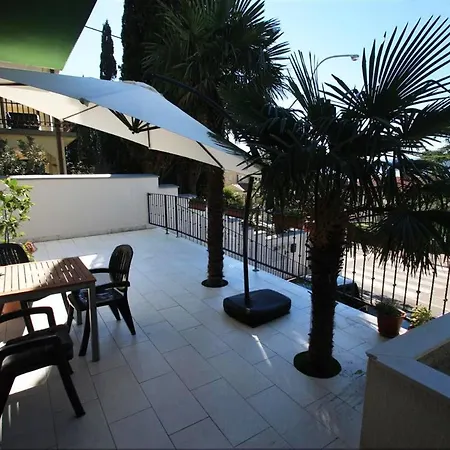 Апартаменты One-bedroom Crikvenica 47