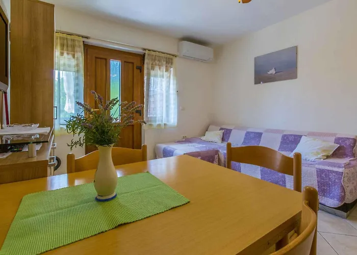 One-bedroom 47 アパート *